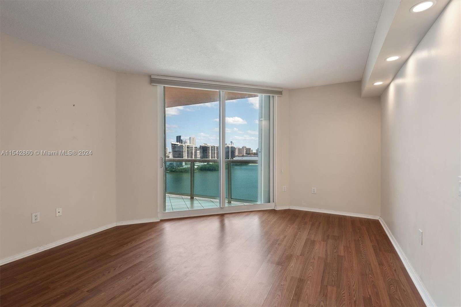 3370 Hidden Bay Dr # 1604