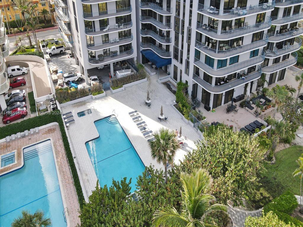 8877 Collins Ave # 304