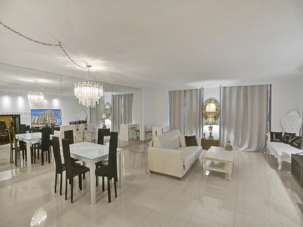 8877 Collins Ave # 304