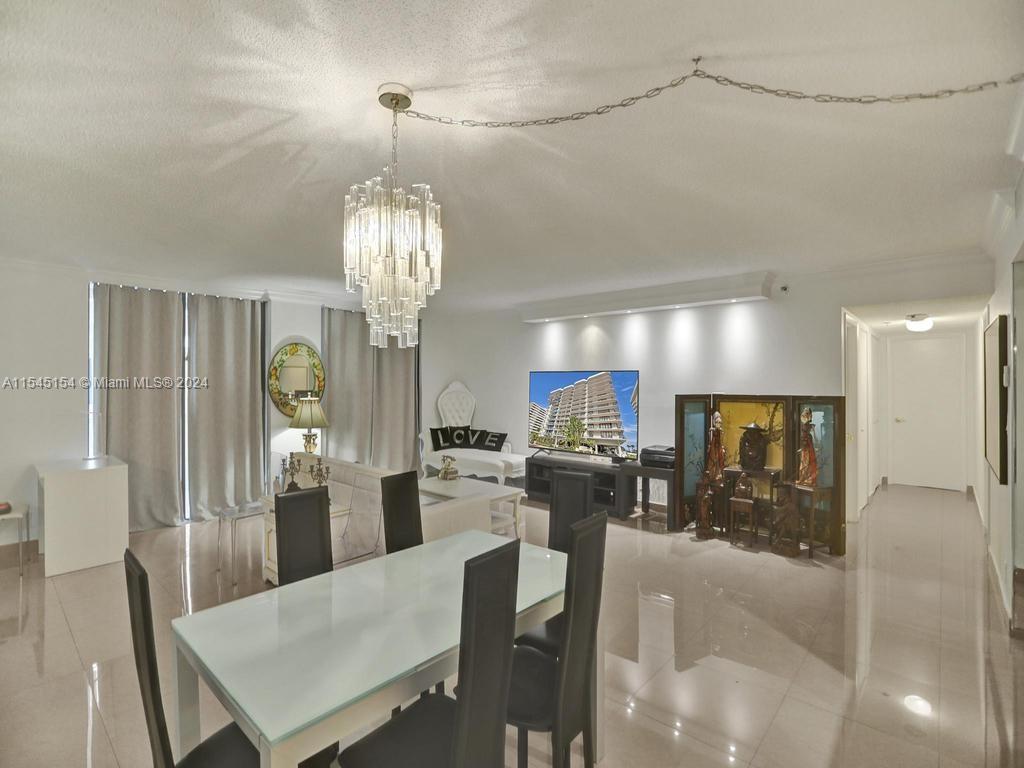 8877 Collins Ave # 304