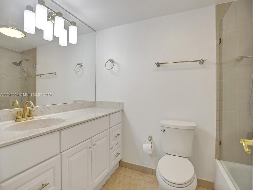 8877 Collins Ave # 304