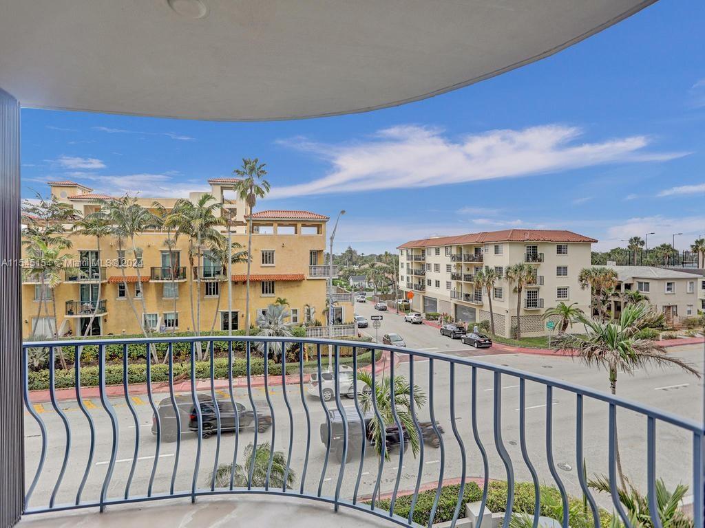 8877 Collins Ave # 304
