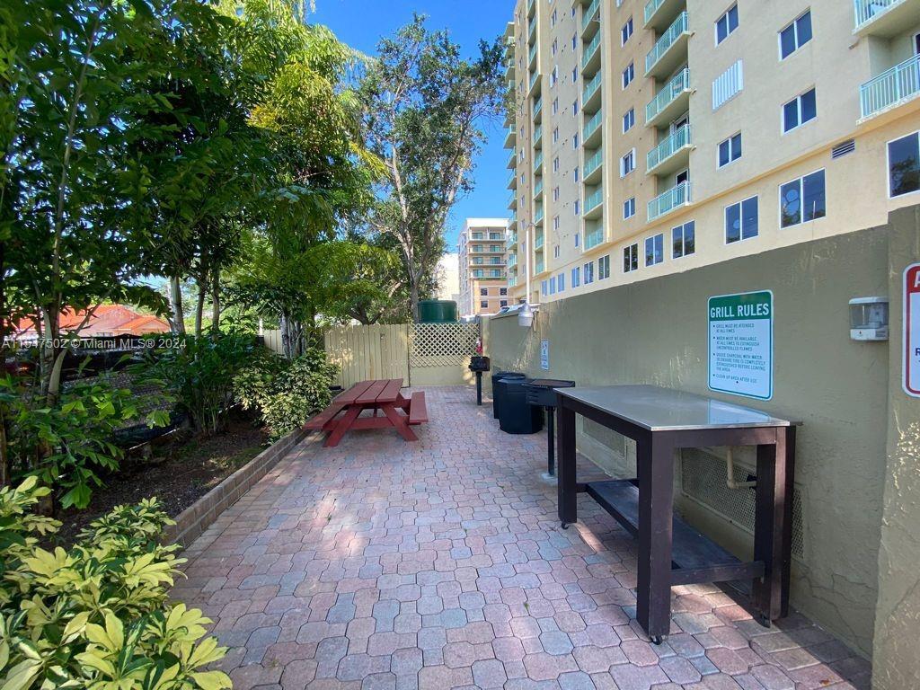 3500 Coral Way # 707