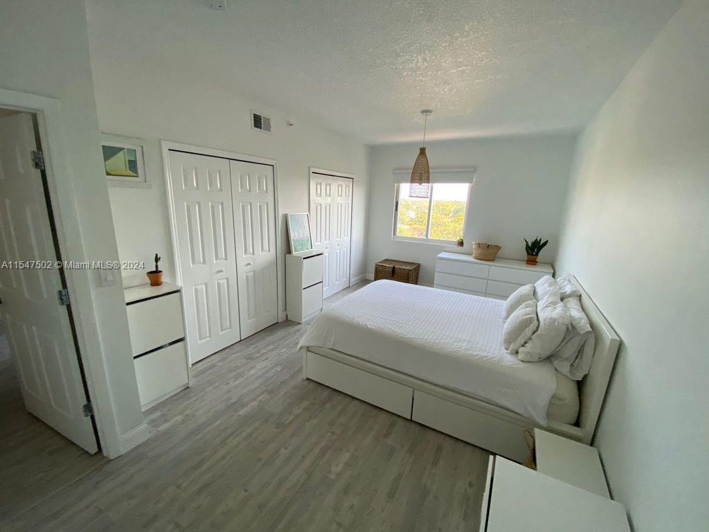 3500 Coral Way # 707