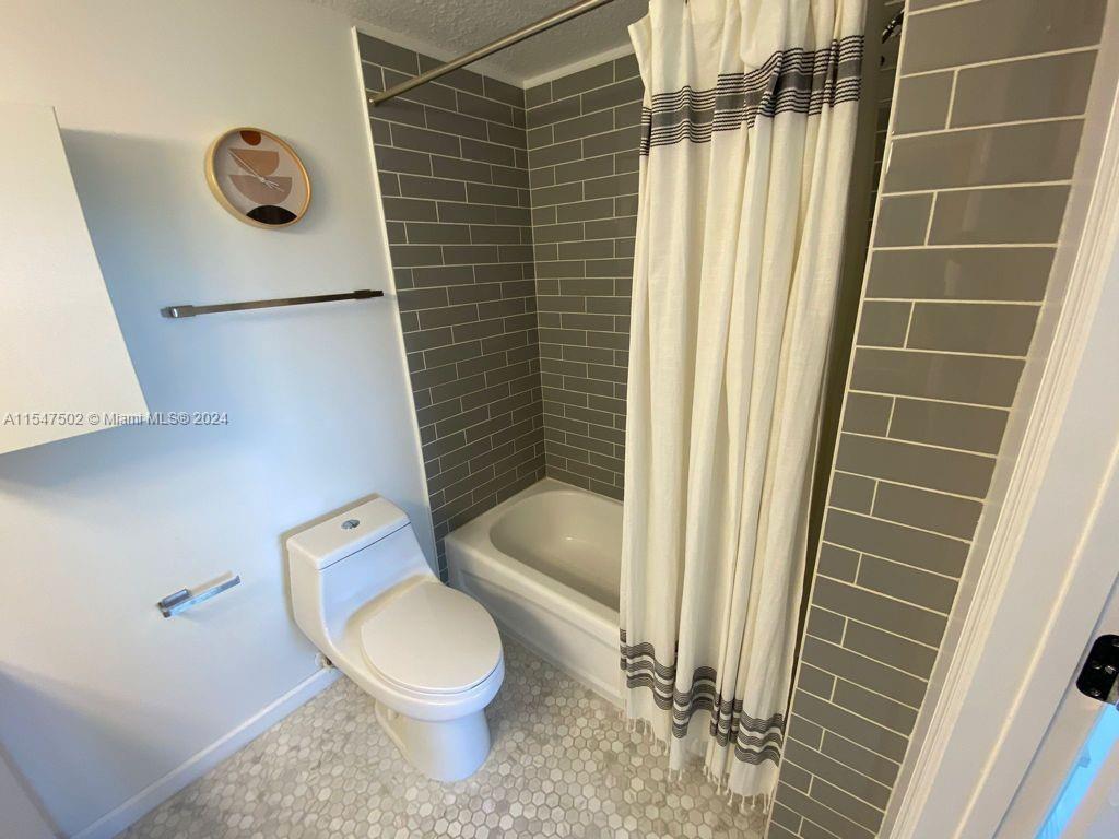3500 Coral Way # 707