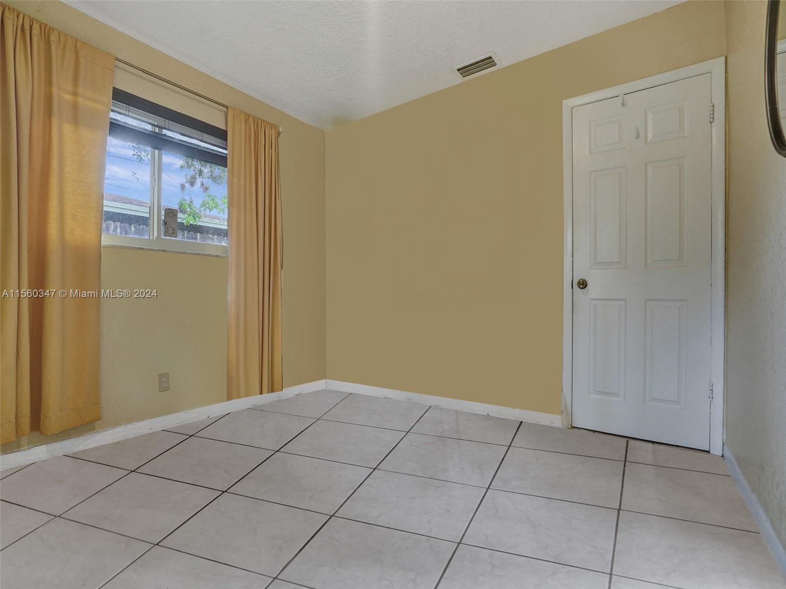 1400 NW 55th Ave