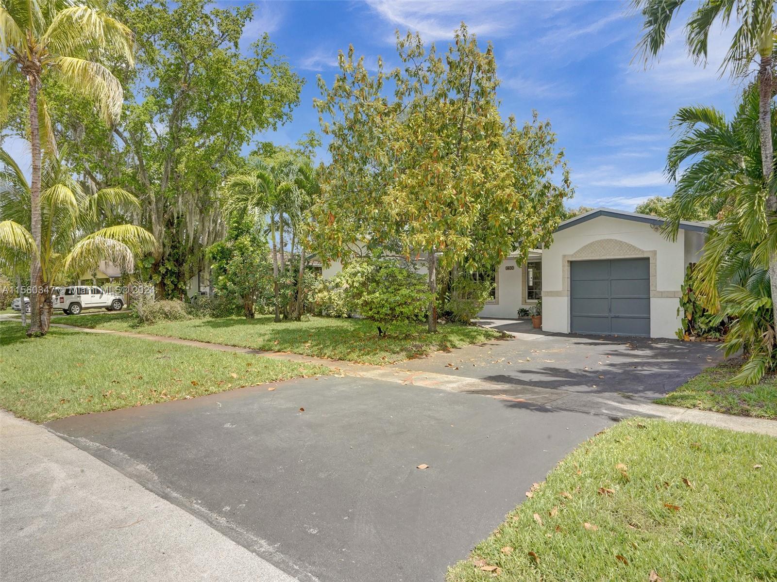 1400 NW 55th Ave