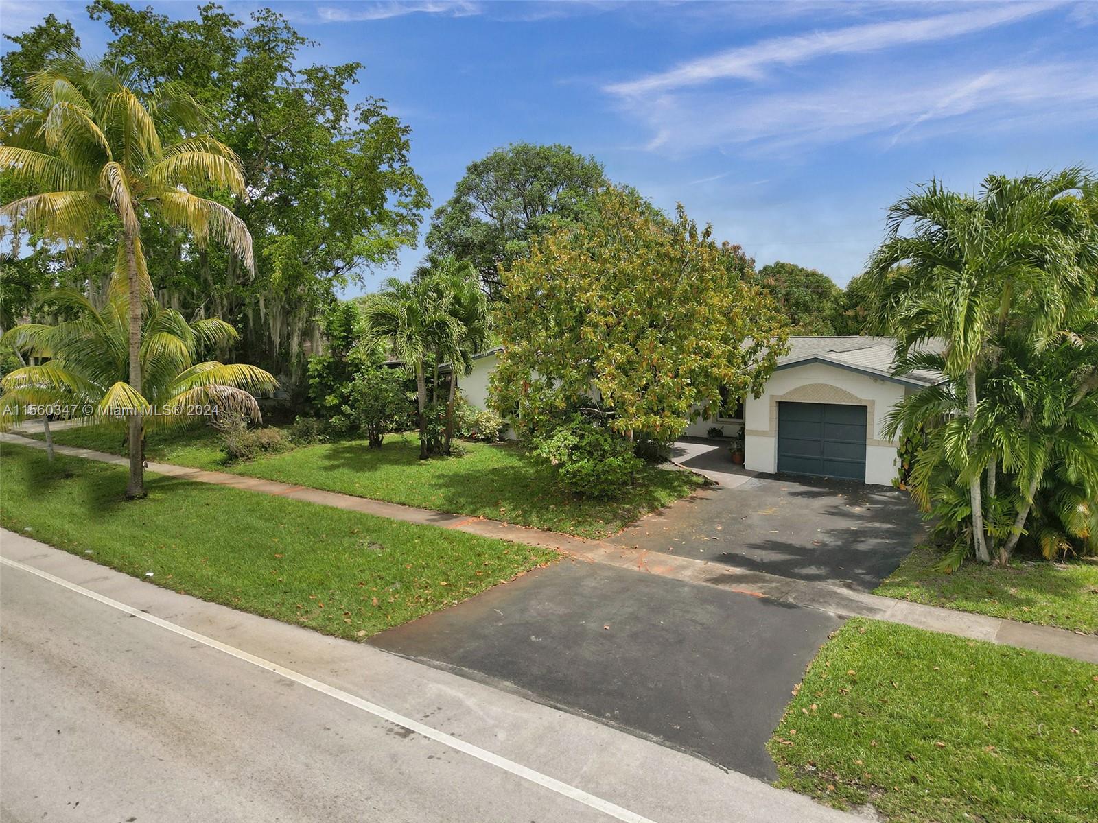 1400 NW 55th Ave