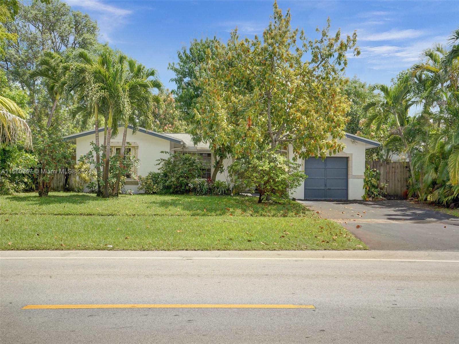 1400 NW 55th Ave