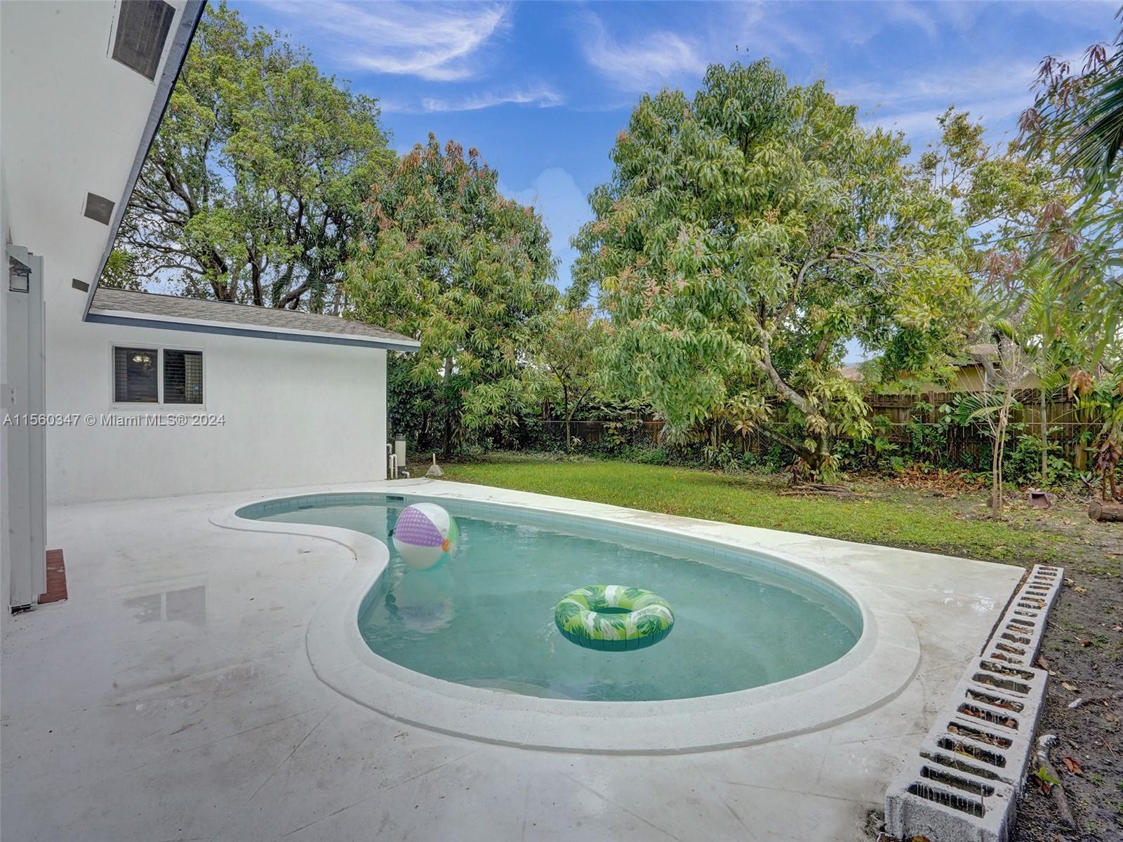 1400 NW 55th Ave