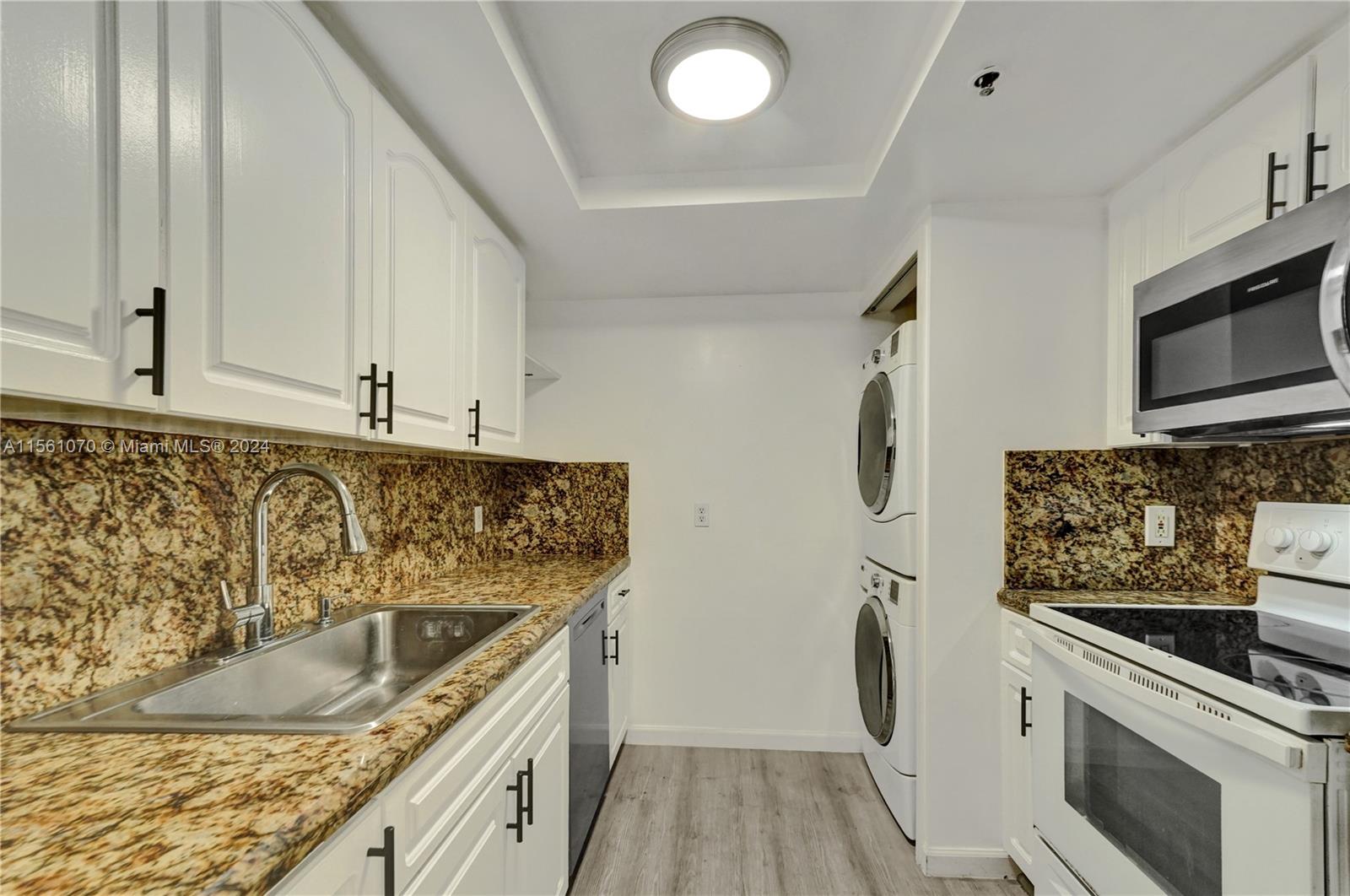 2415 NW 16th St Rd # 516