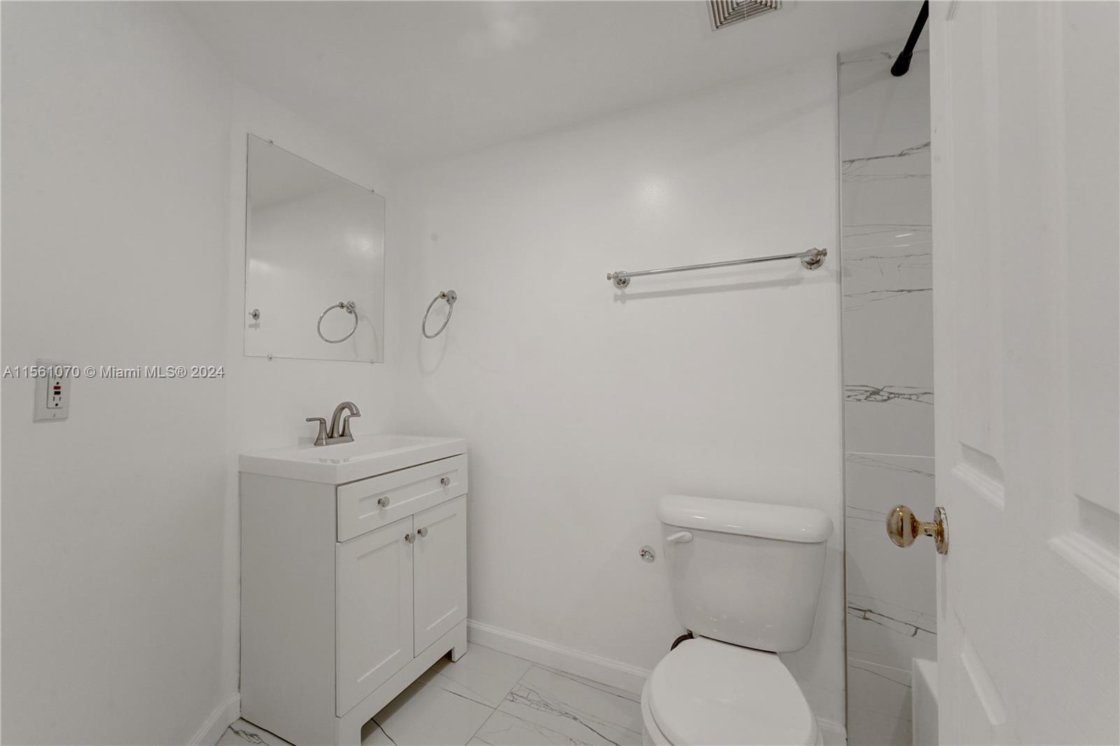 2415 NW 16th St Rd # 516