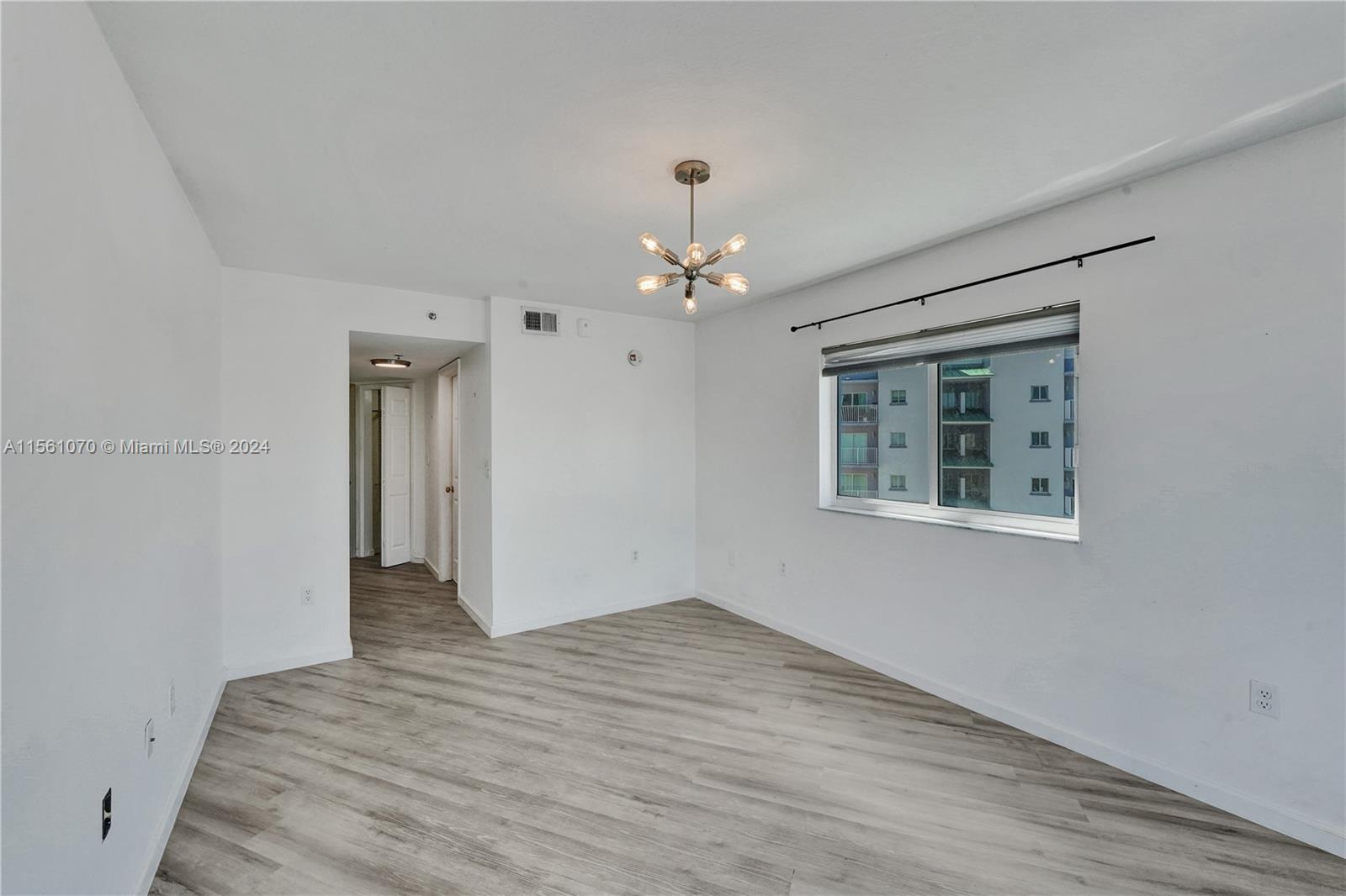 2415 NW 16th St Rd # 516