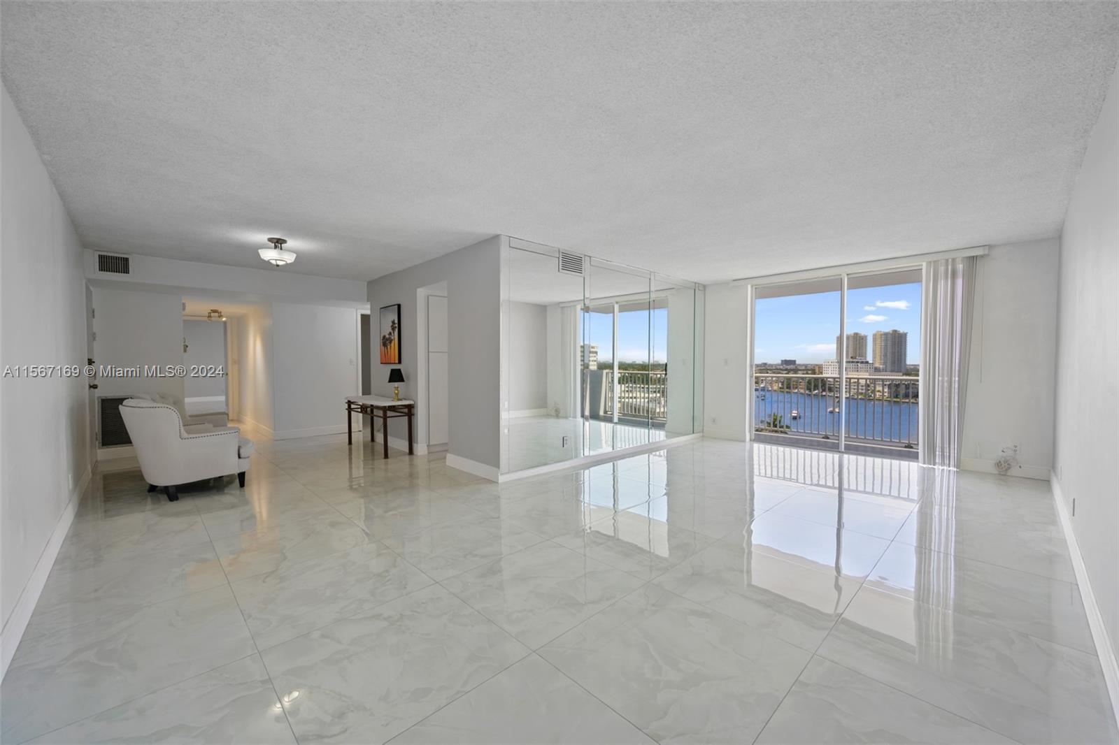 137 Golden Isles Dr # 1009