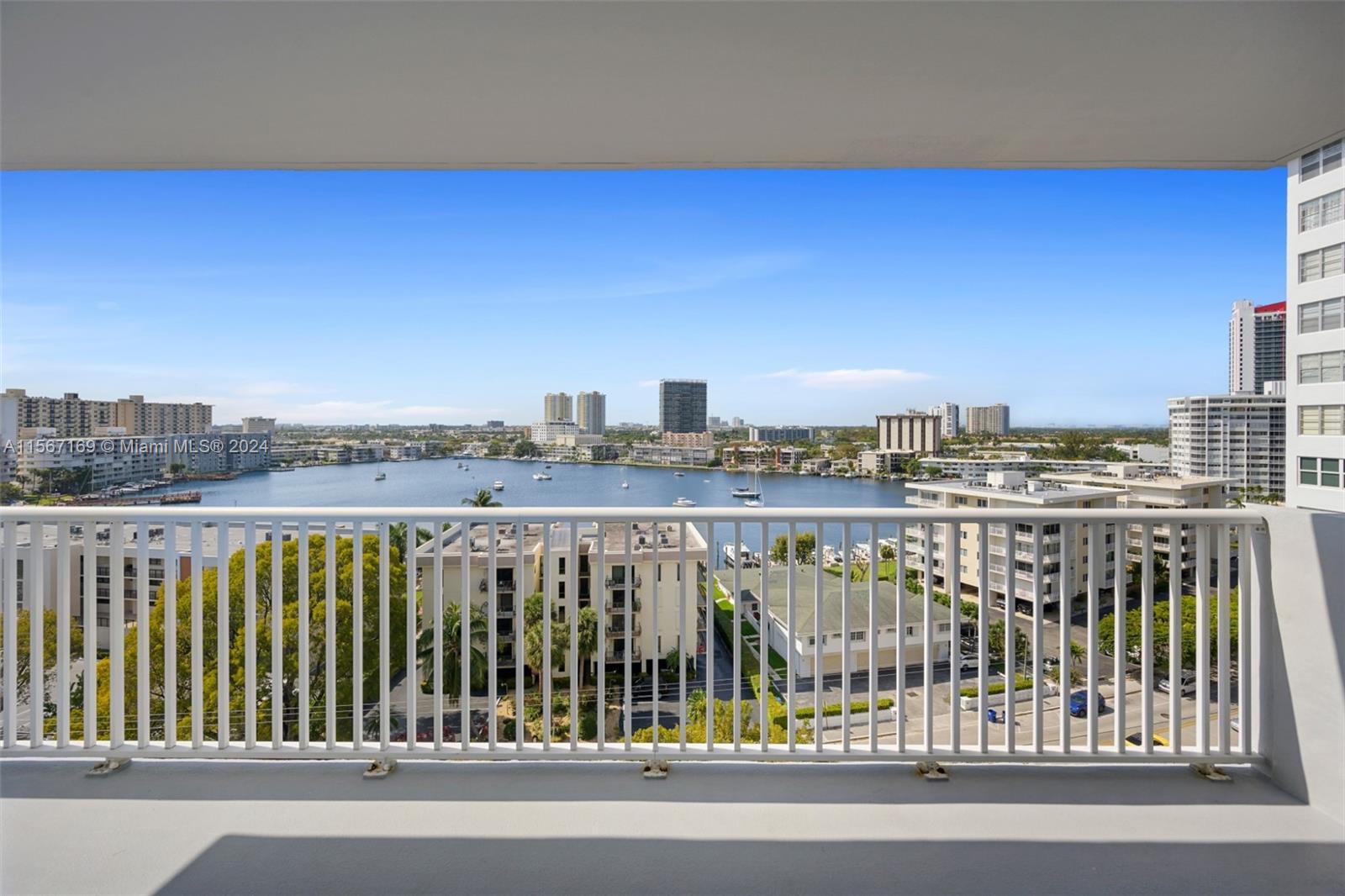 137 Golden Isles Dr # 1009
