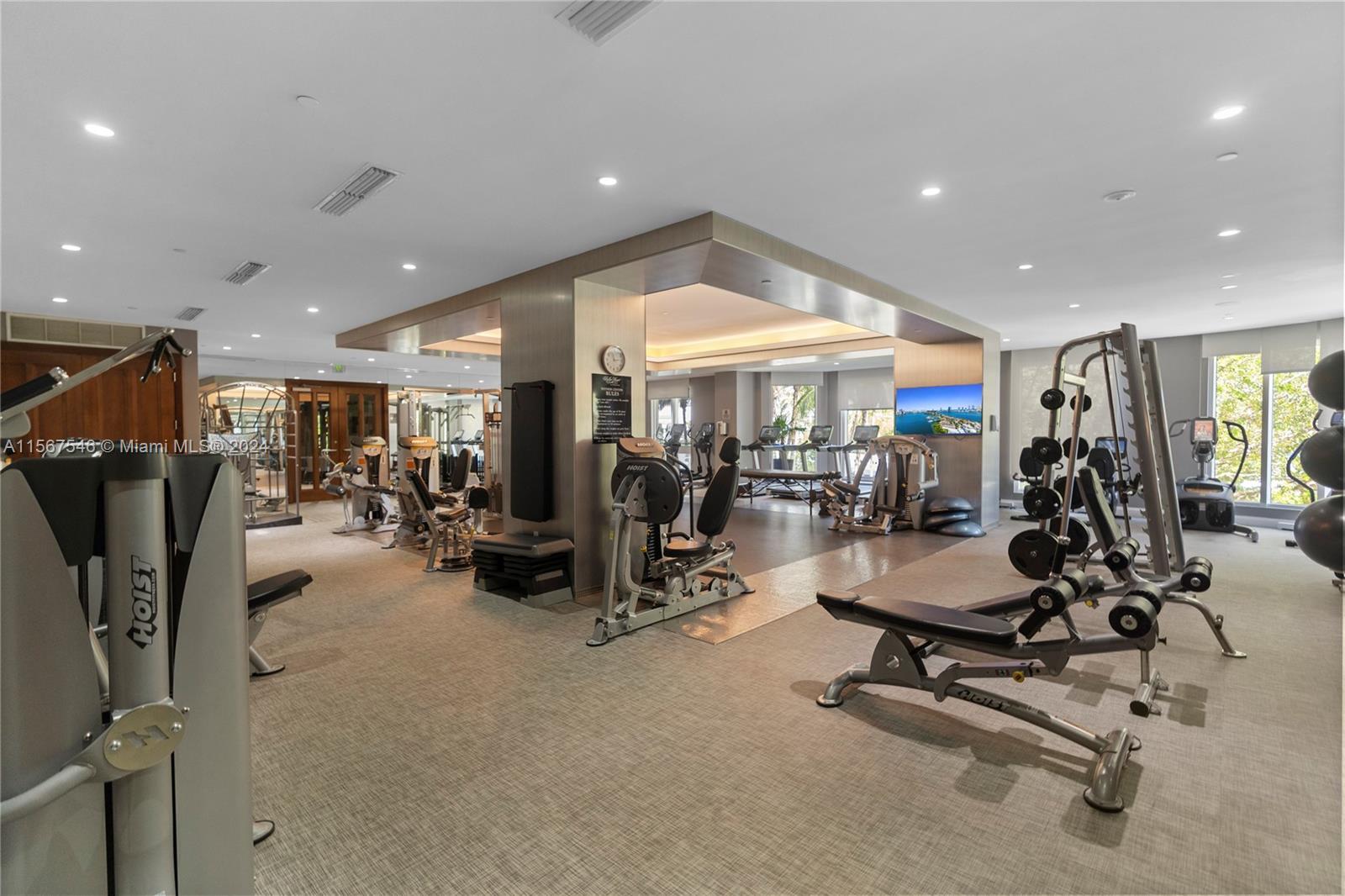 6000 Island Blvd # 2206