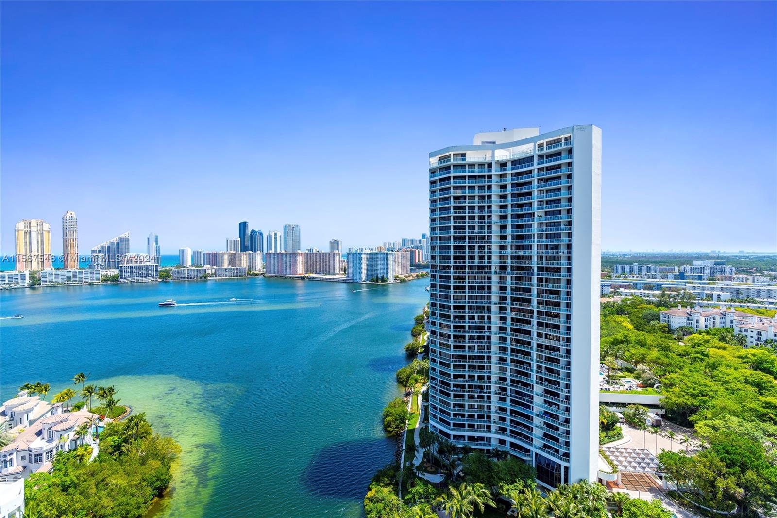 6000 Island Blvd # 2206