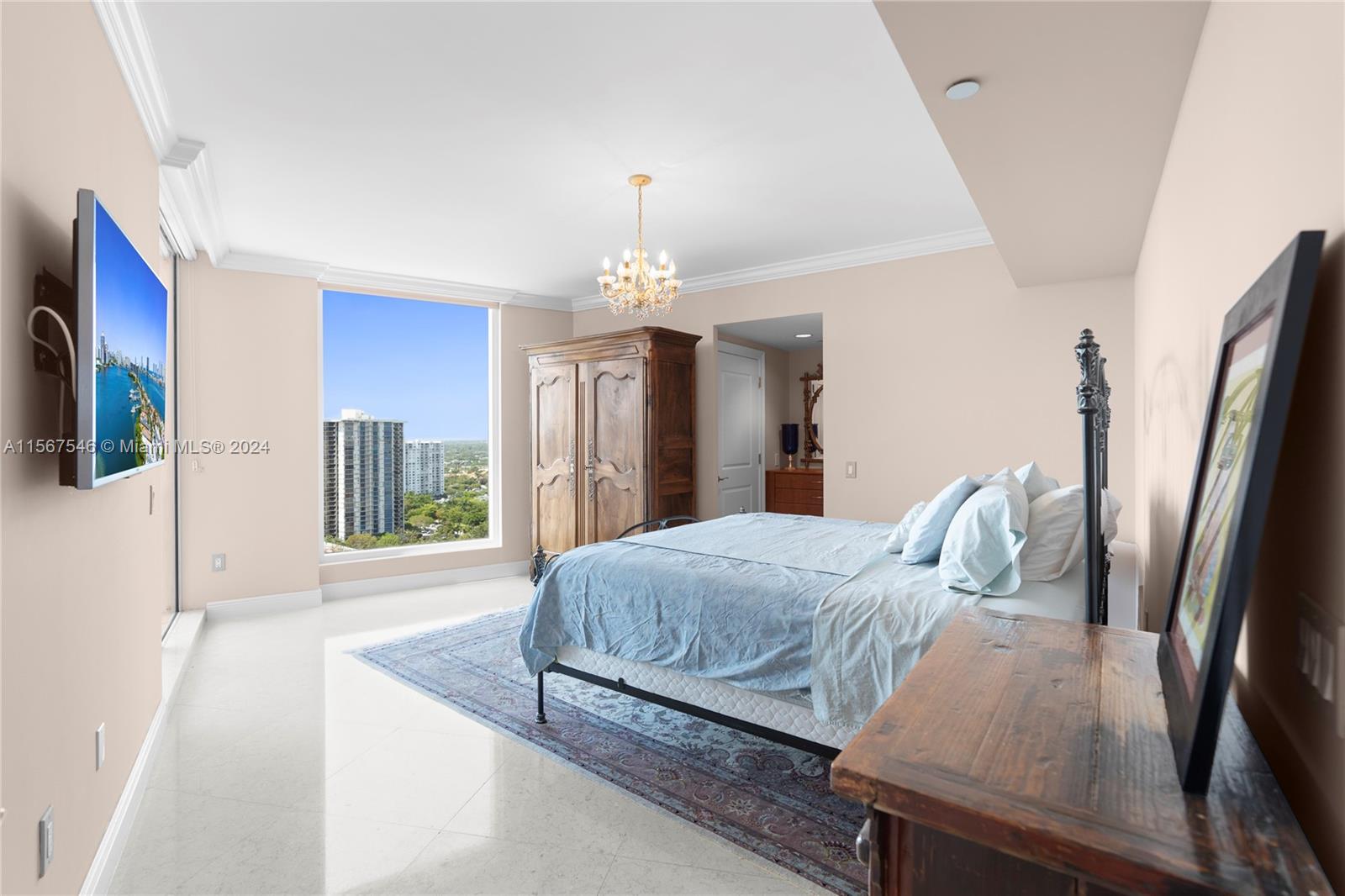 6000 Island Blvd # 2206