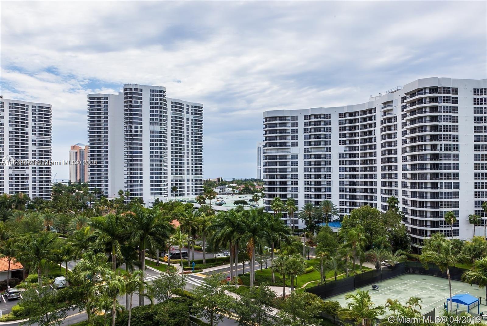3530 Mystic Pointe Dr # 2110
