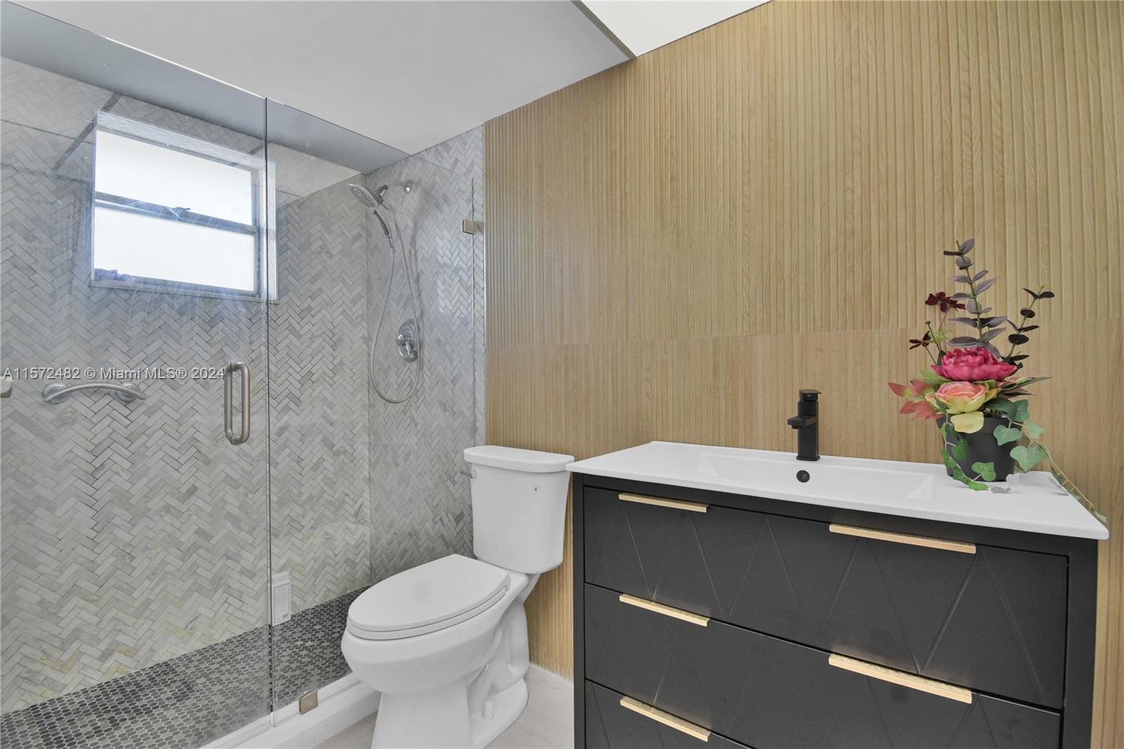 620 NE 12th Ave # 103