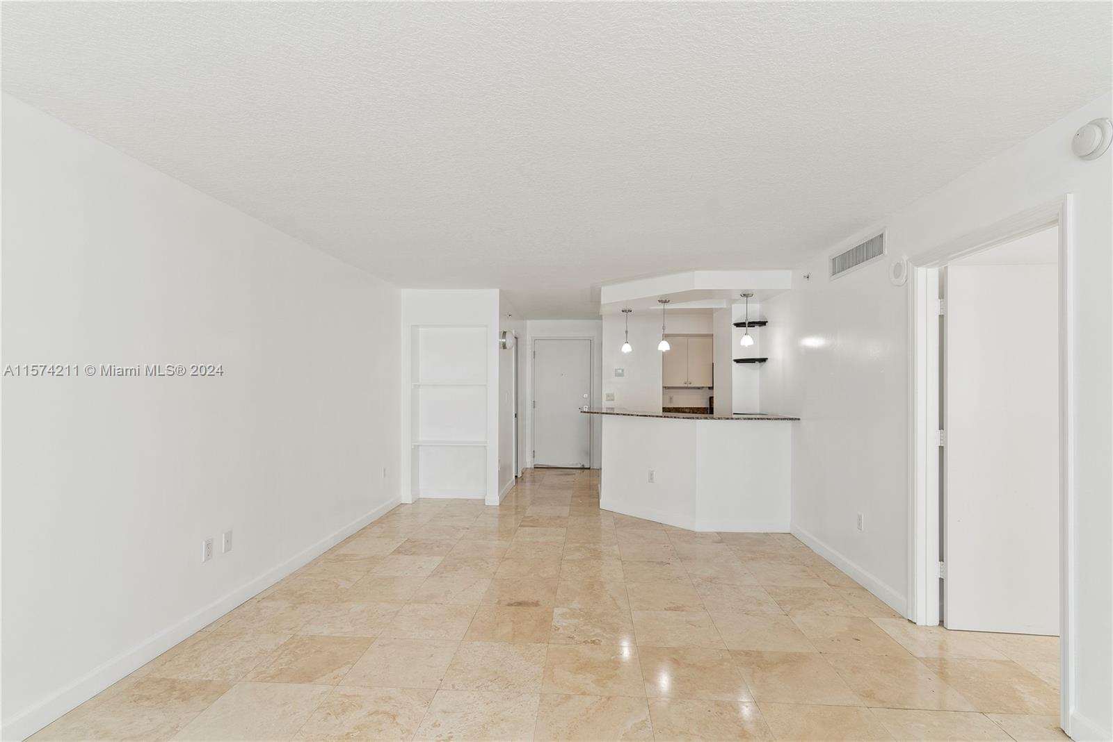 6917 Collins Ave # 608