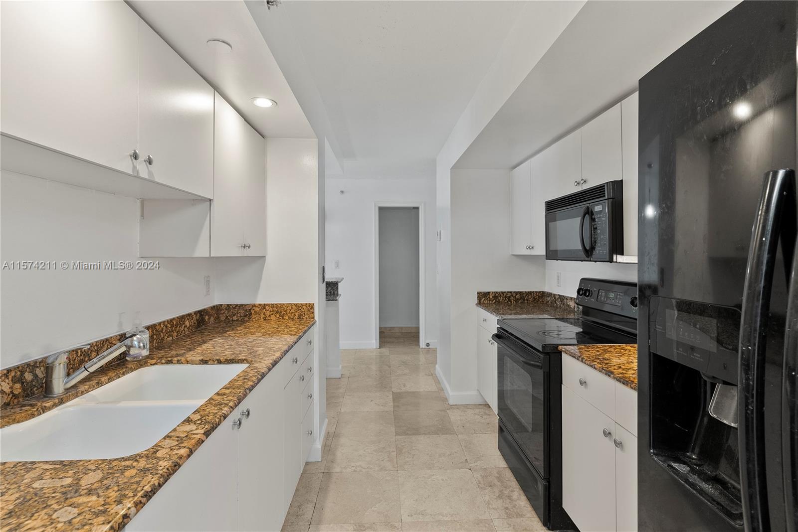 6917 Collins Ave # 608