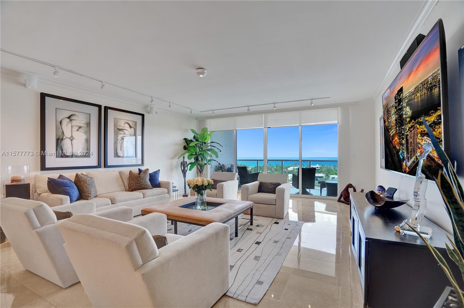 20201 E Country Club Dr # 1406
