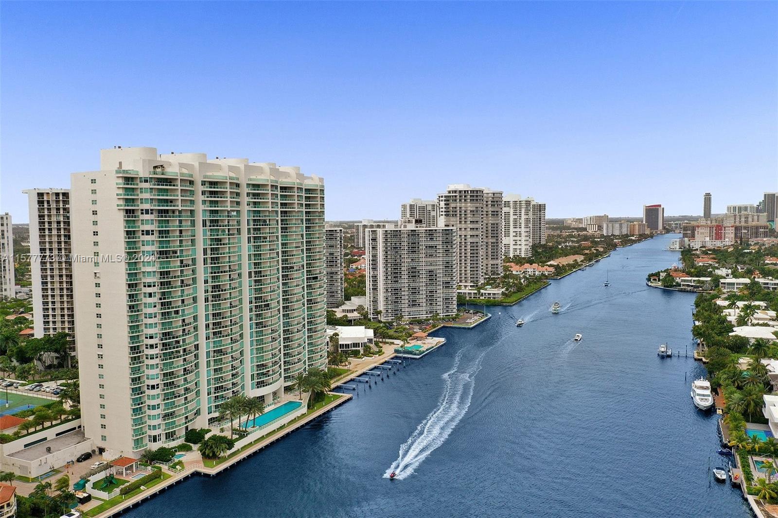 20201 E Country Club Dr # 1406