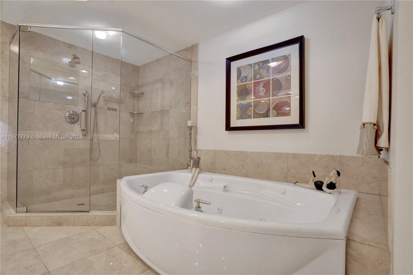 20201 E Country Club Dr # 1406