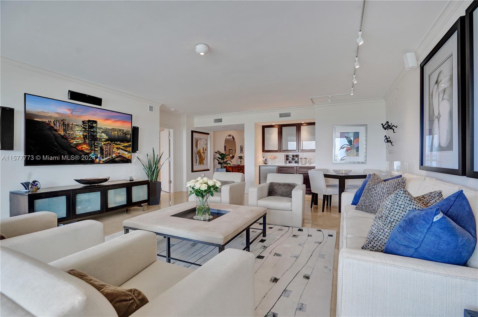 20201 E Country Club Dr # 1406