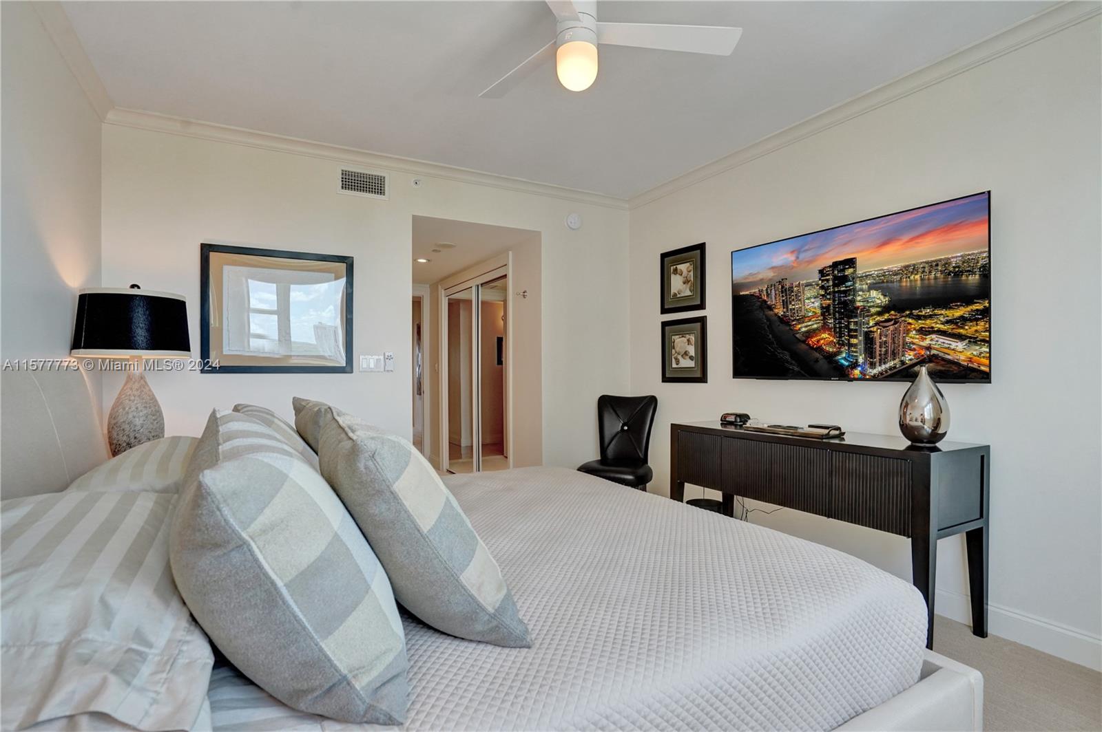 20201 E Country Club Dr # 1406