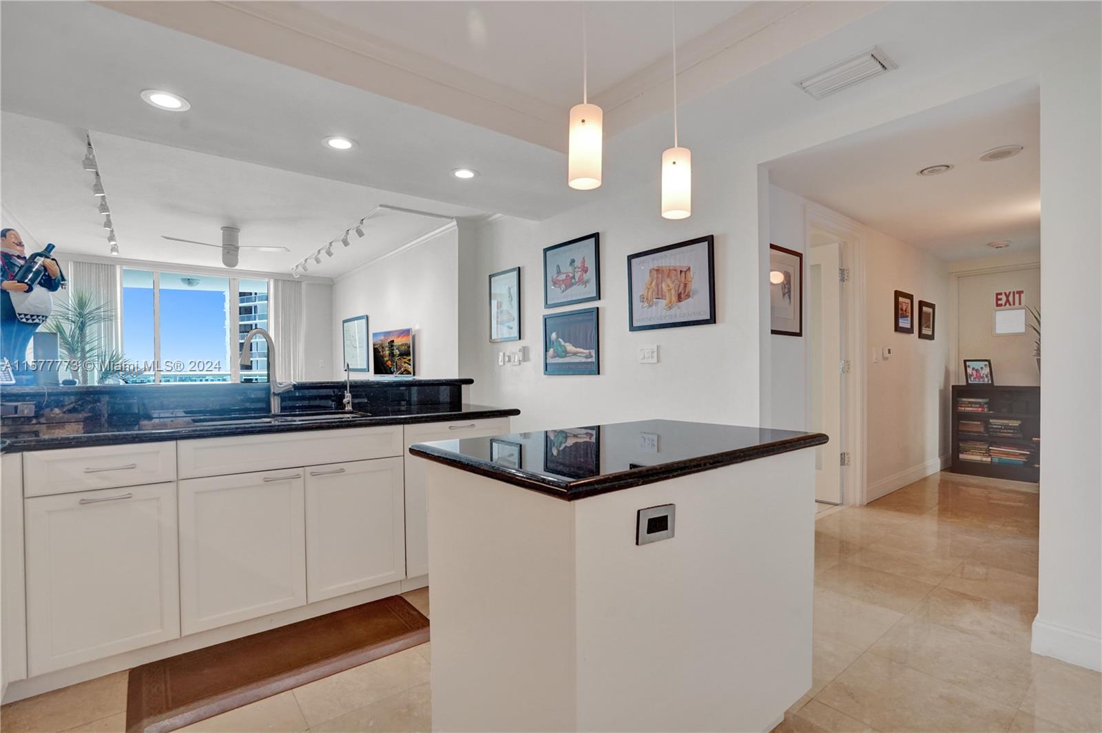 20201 E Country Club Dr # 1406