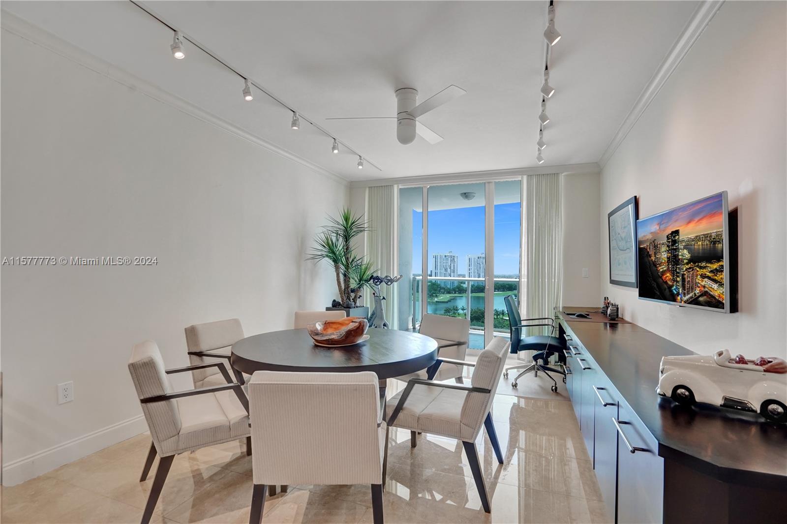 20201 E Country Club Dr # 1406