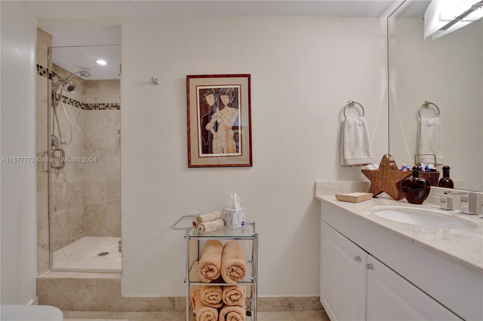 20201 E Country Club Dr # 1406