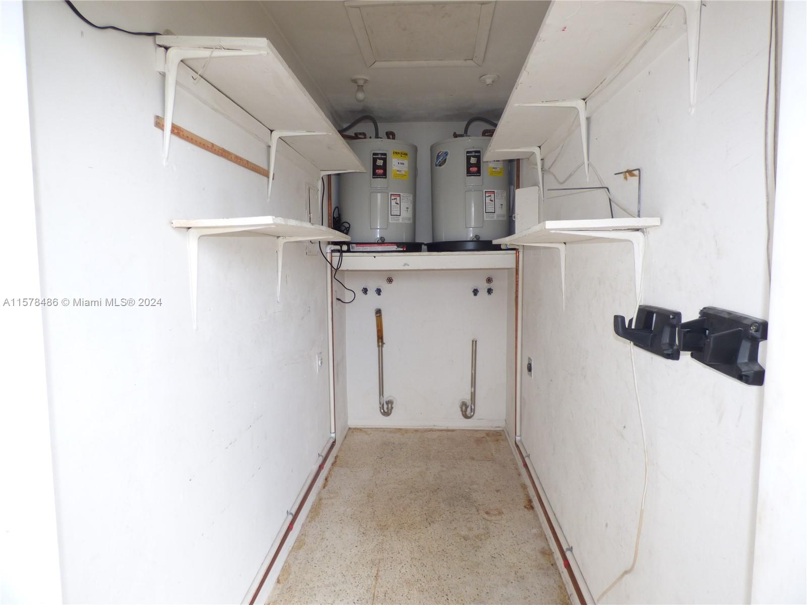 21 NW 169th St