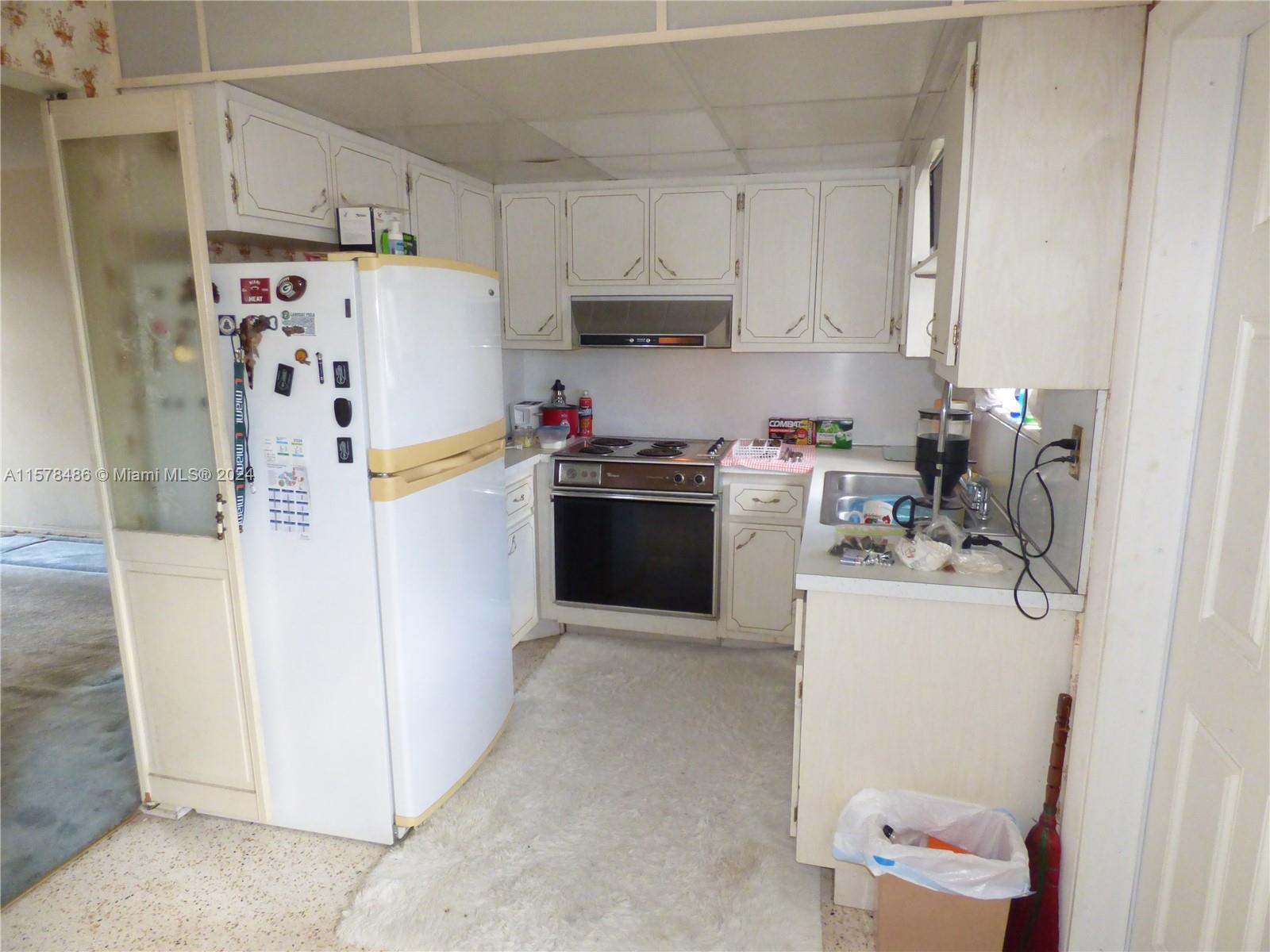 21 NW 169th St