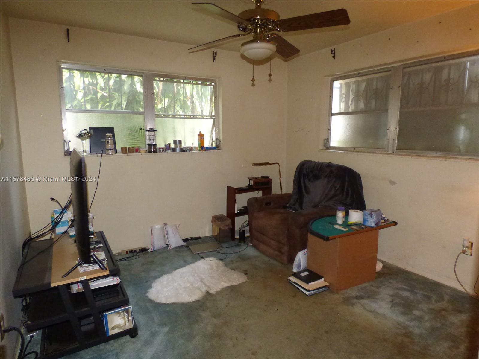 21 NW 169th St