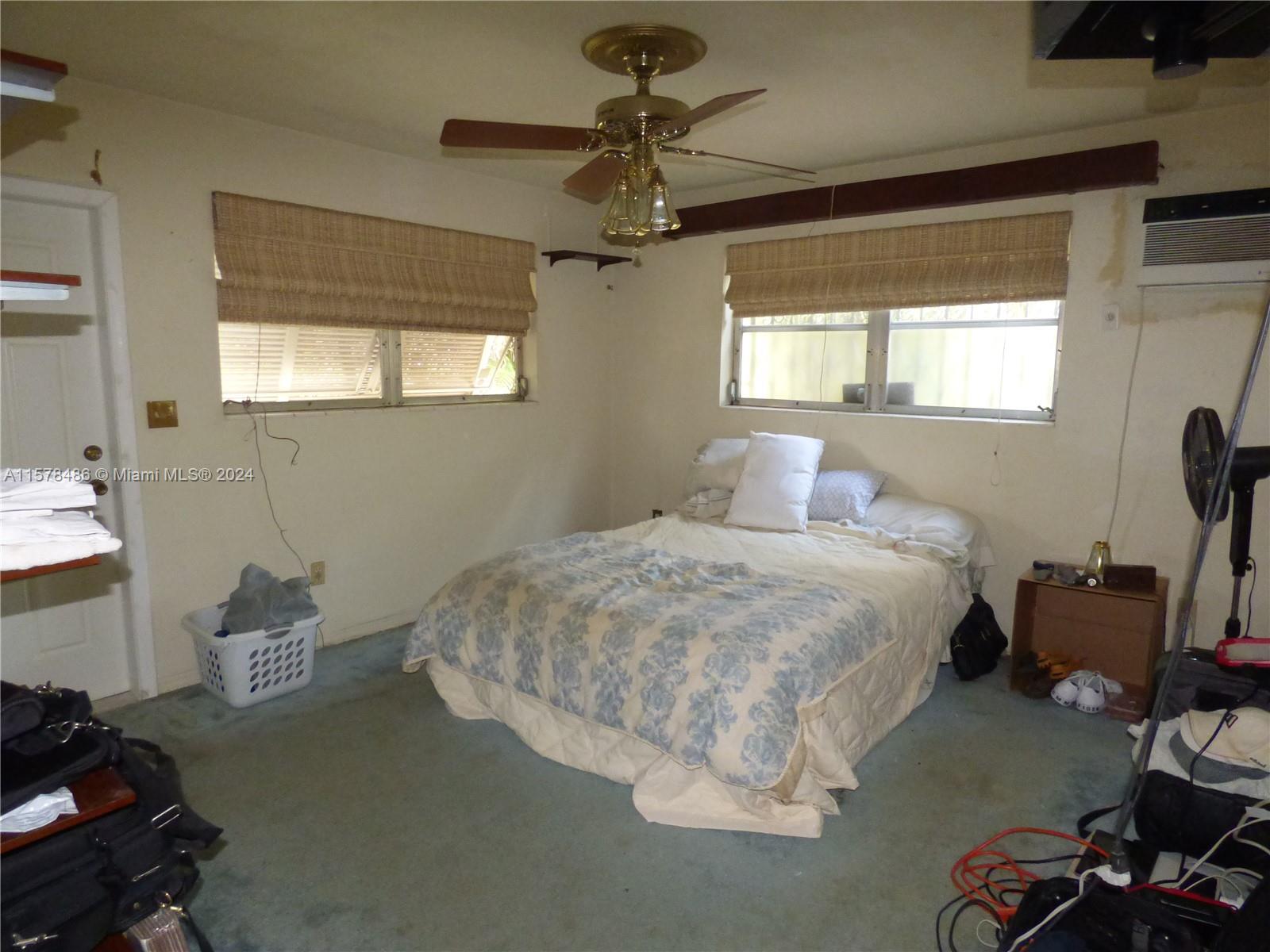 21 NW 169th St