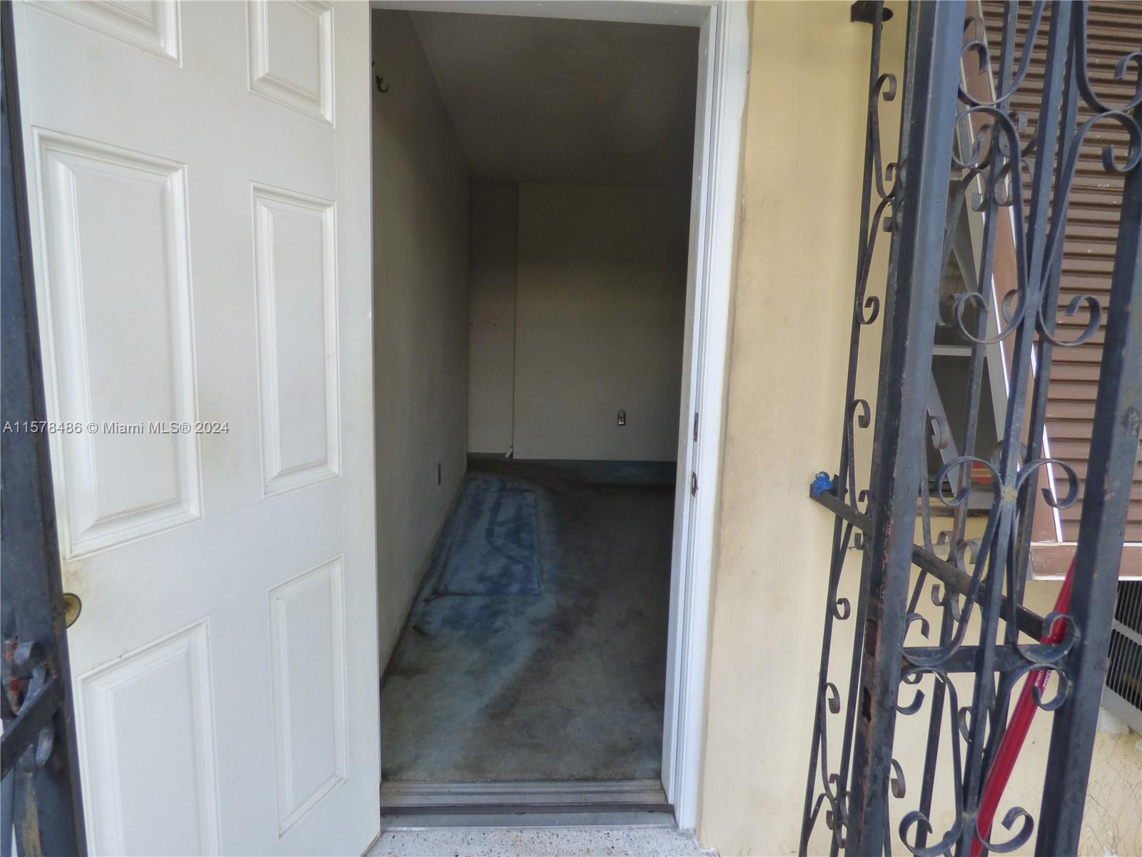 21 NW 169th St