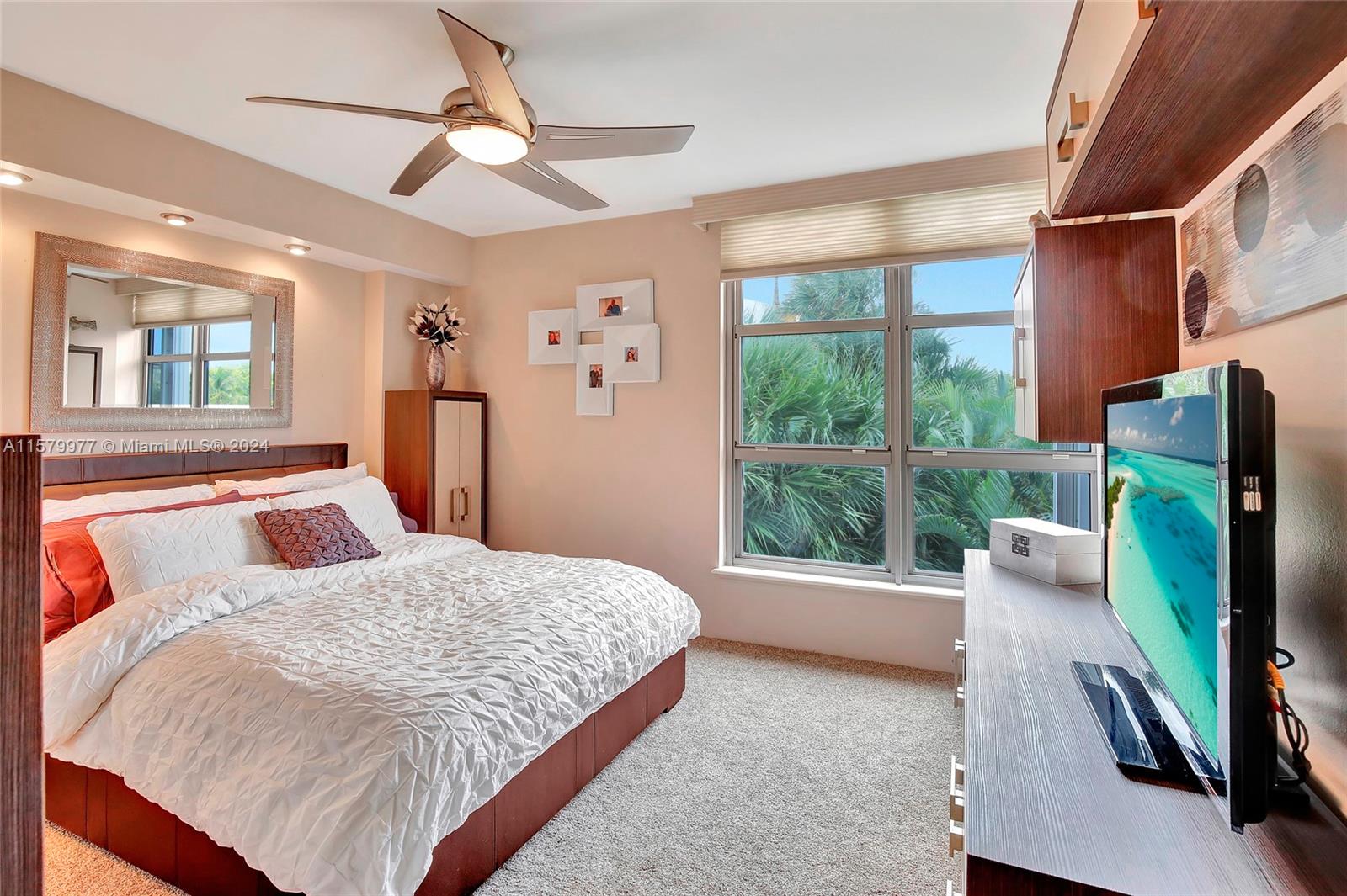3500 Mystic Pointe Dr # 304