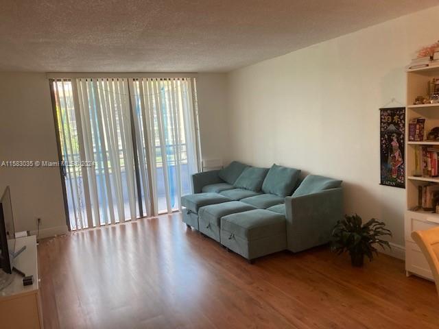 600 Three Islands Blvd # 107