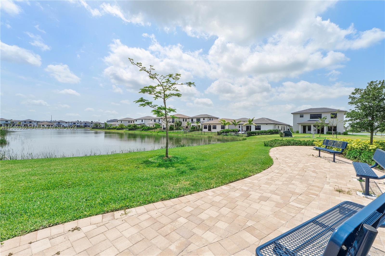 4176 SW 175th Ter