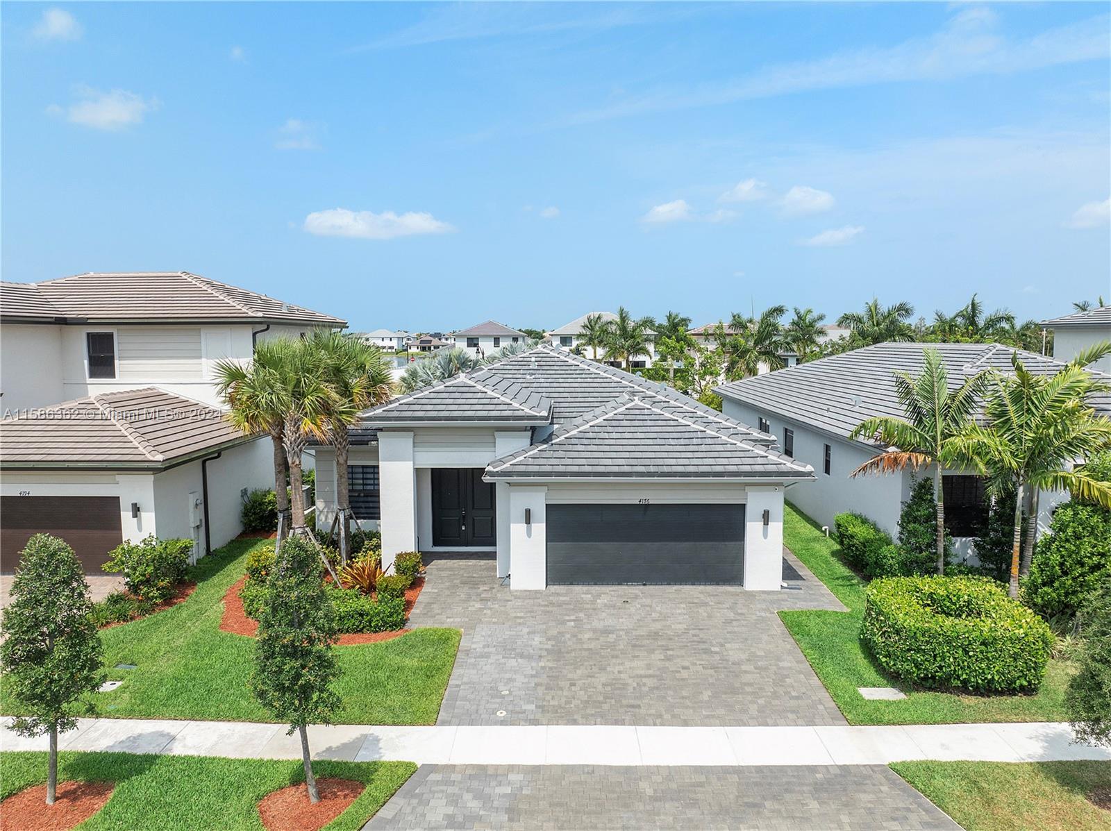 4176 SW 175th Ter