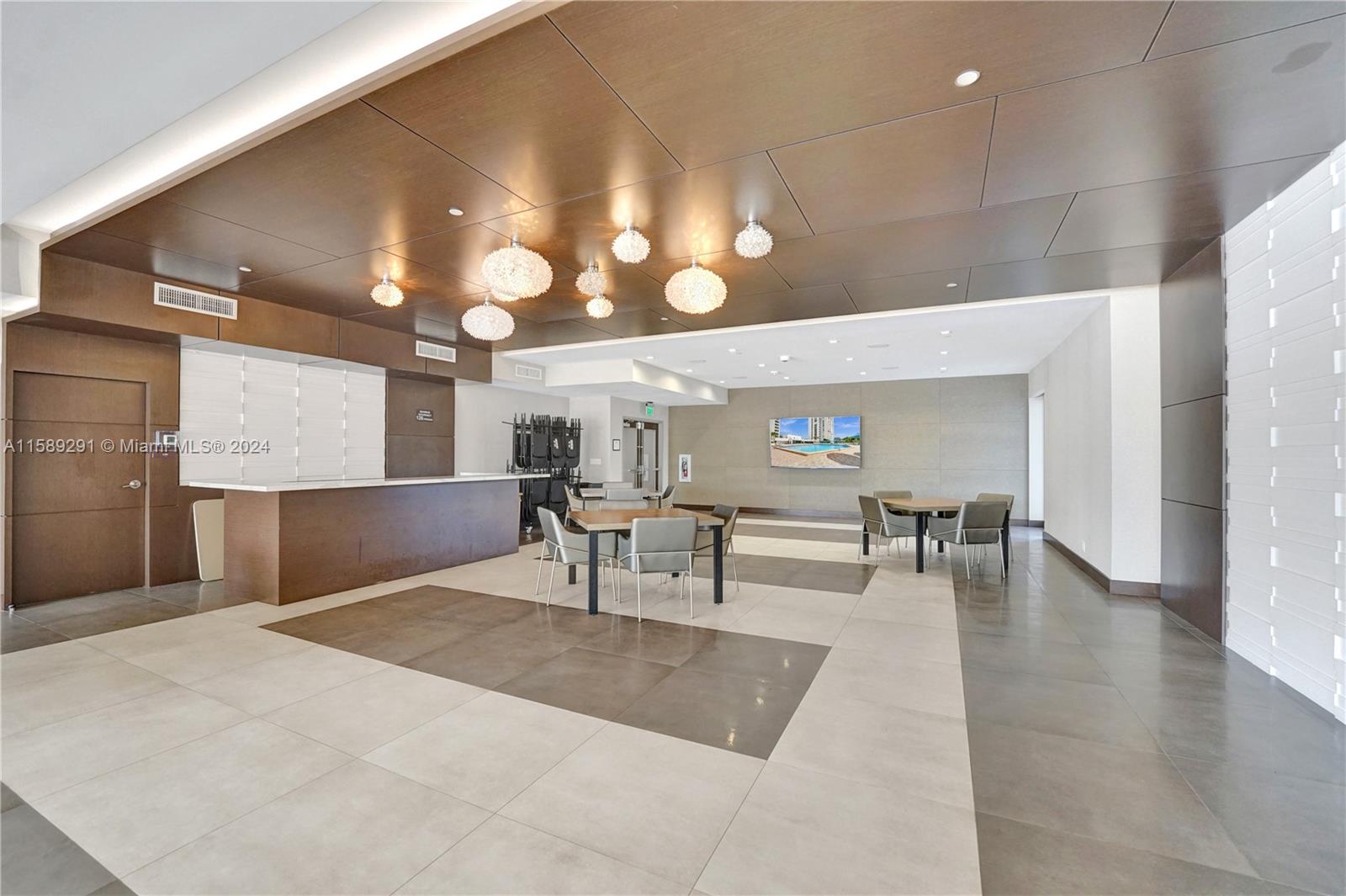 20225 NE 34th Ct # 2111