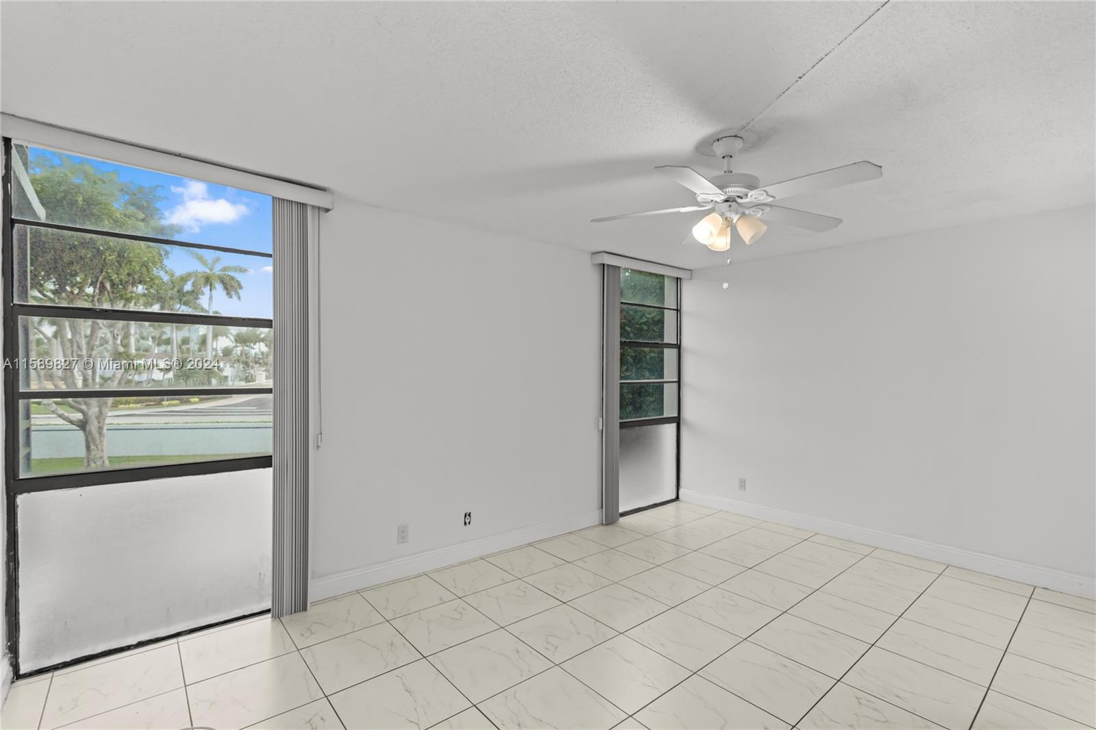 20500 W Country Club Dr # 202