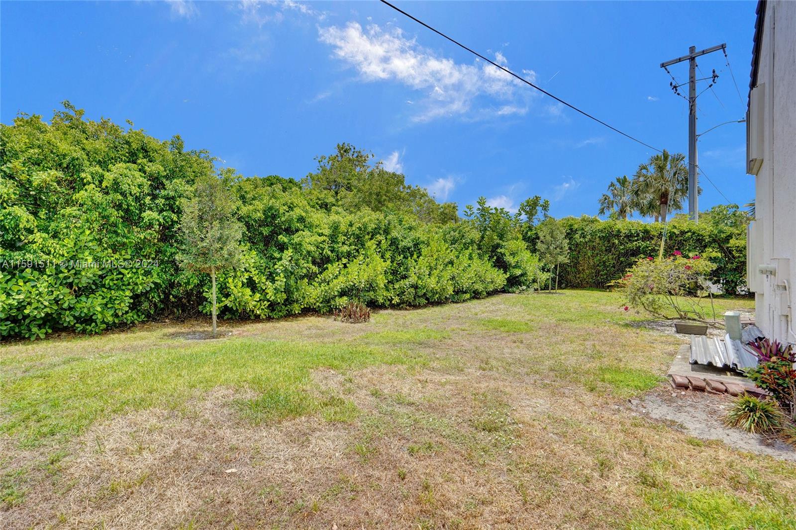 7200 NW 2nd Ave # 92