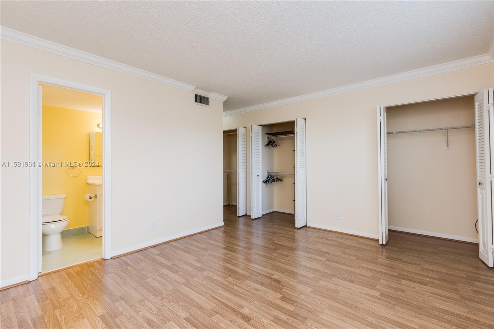 315 SE 11th Ter # 304