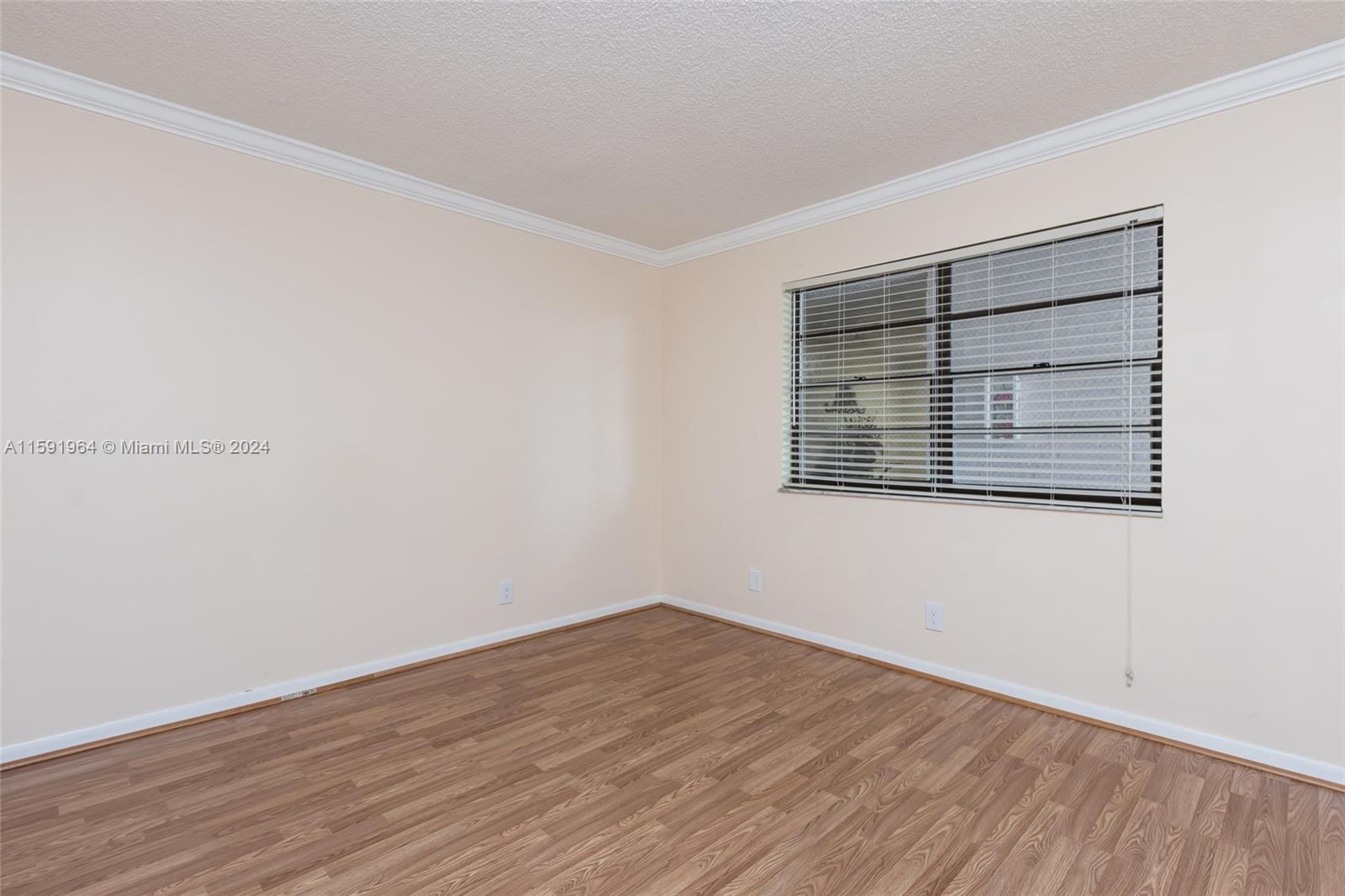 315 SE 11th Ter # 304