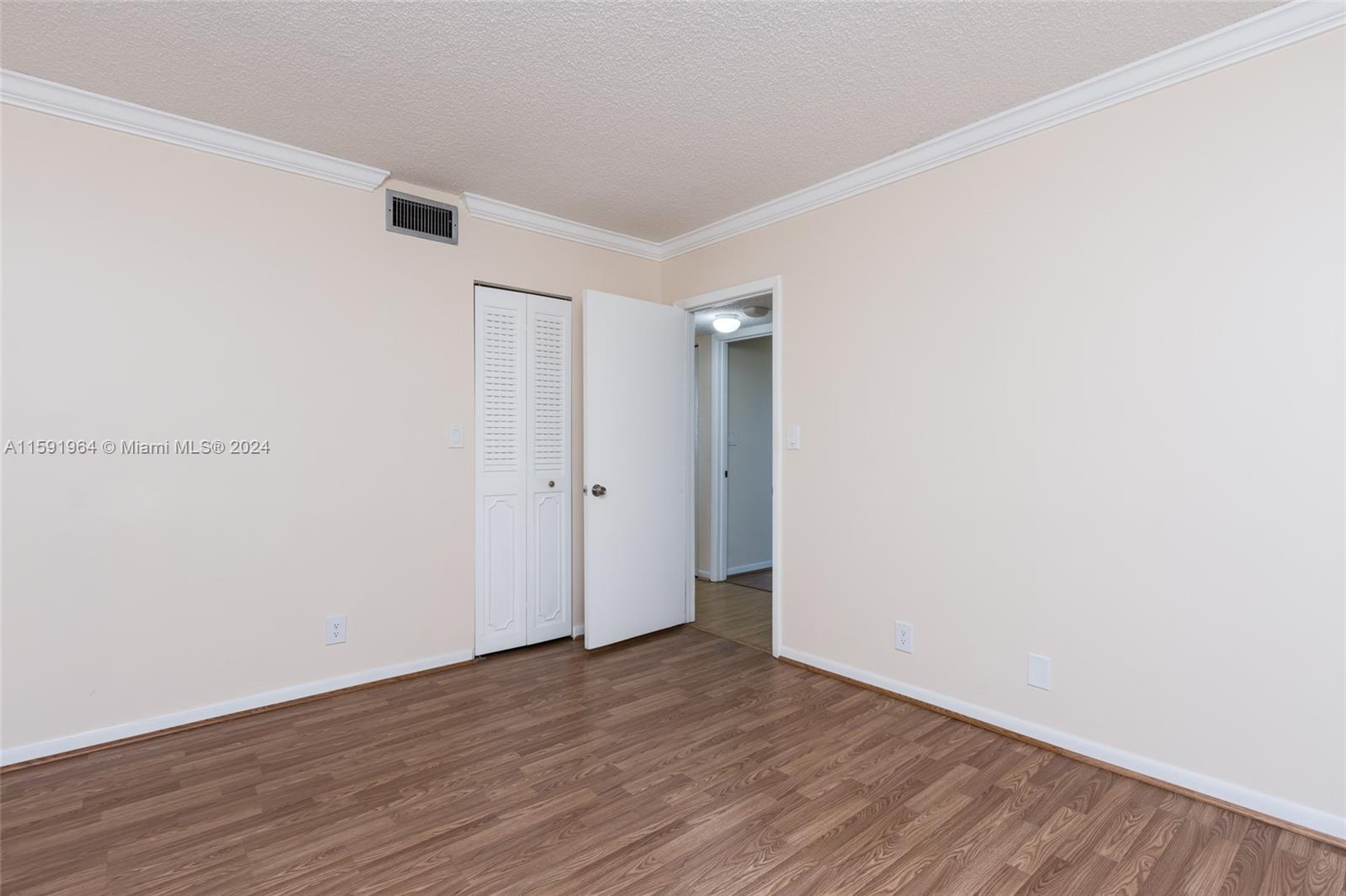 315 SE 11th Ter # 304