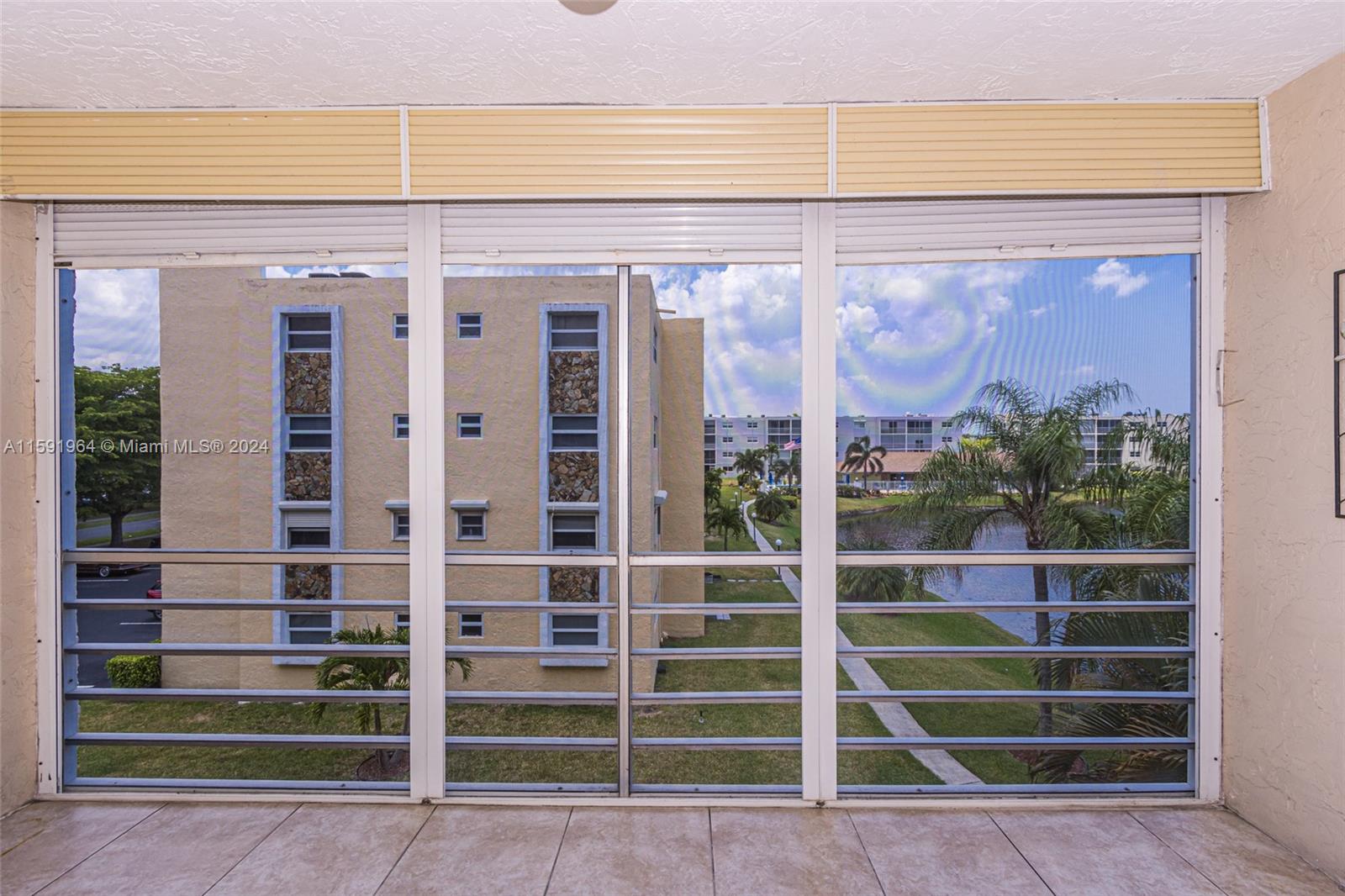315 SE 11th Ter # 304